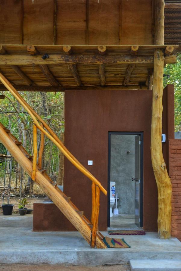 Апартаменты Pidurangala View Treehouse Сигирия Экстерьер фото